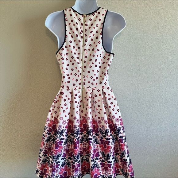 Juicy Couture Floral Dress - Picture 4 of 6